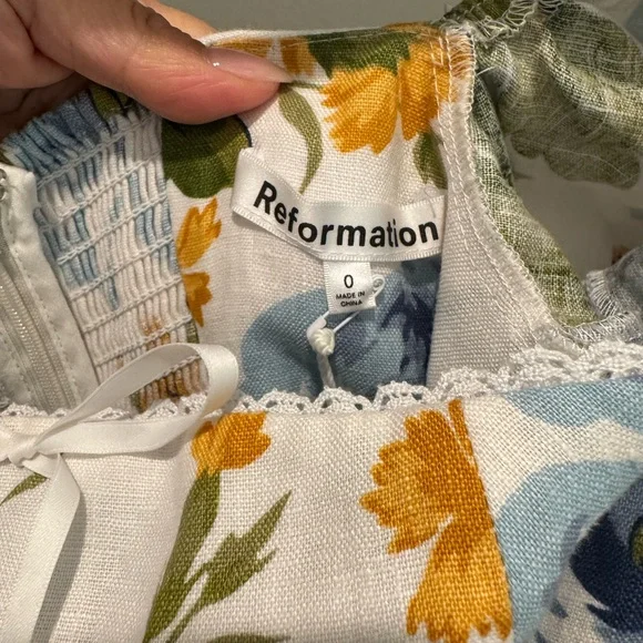 Reformation Marella Linen Dress - Picture 5 of 5